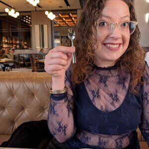 Meet your Posher, Shannon